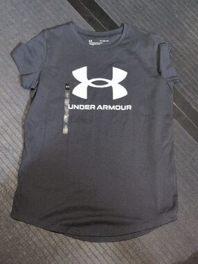 Under Armour Girls Black Tee with White Logo